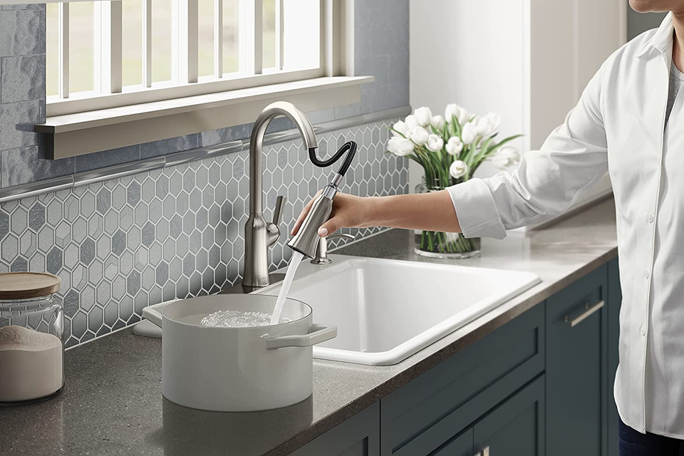 KOHLER R23089 Kitchen Faucet, Pull Down, 2 Function Sprayhead eBay