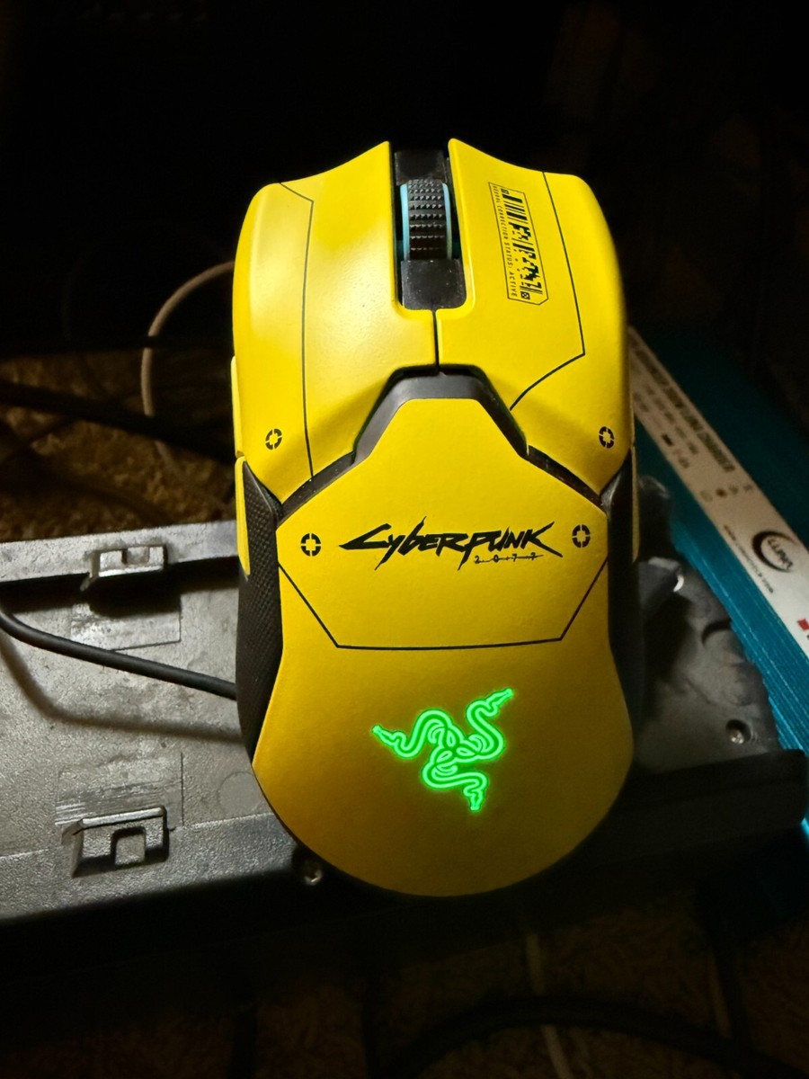 Razer Viper Ultimate Cyberpunk 2077 Edition Wireless Gaming