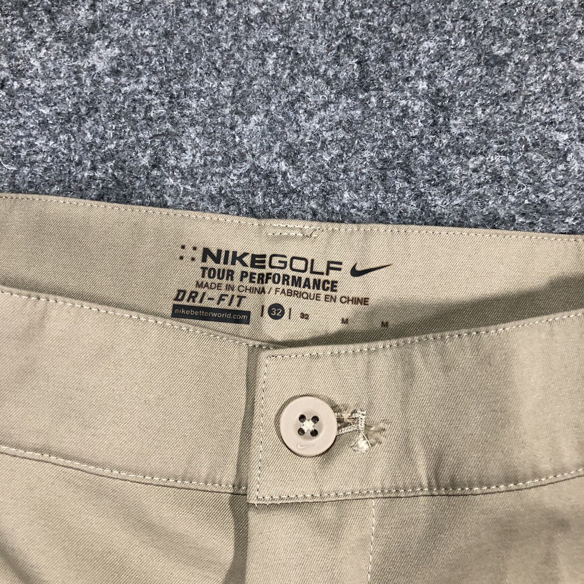 Nike Golf Tour Performance Dri-Fit Mens Size 32x11 Khaki