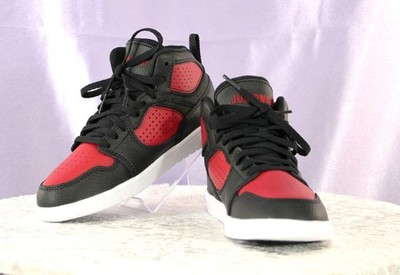 Jordan Access (PS) Sneakers   Size 2Y   New With Box + Jumpman Sticker