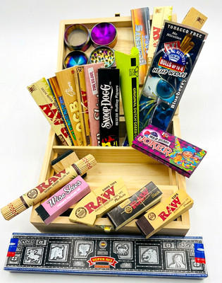 RAW Smokers Kit - Rauchen Geschenkset, Aufbewahrungsbox aus Holz, Papiere, Zapfen, Spitzen