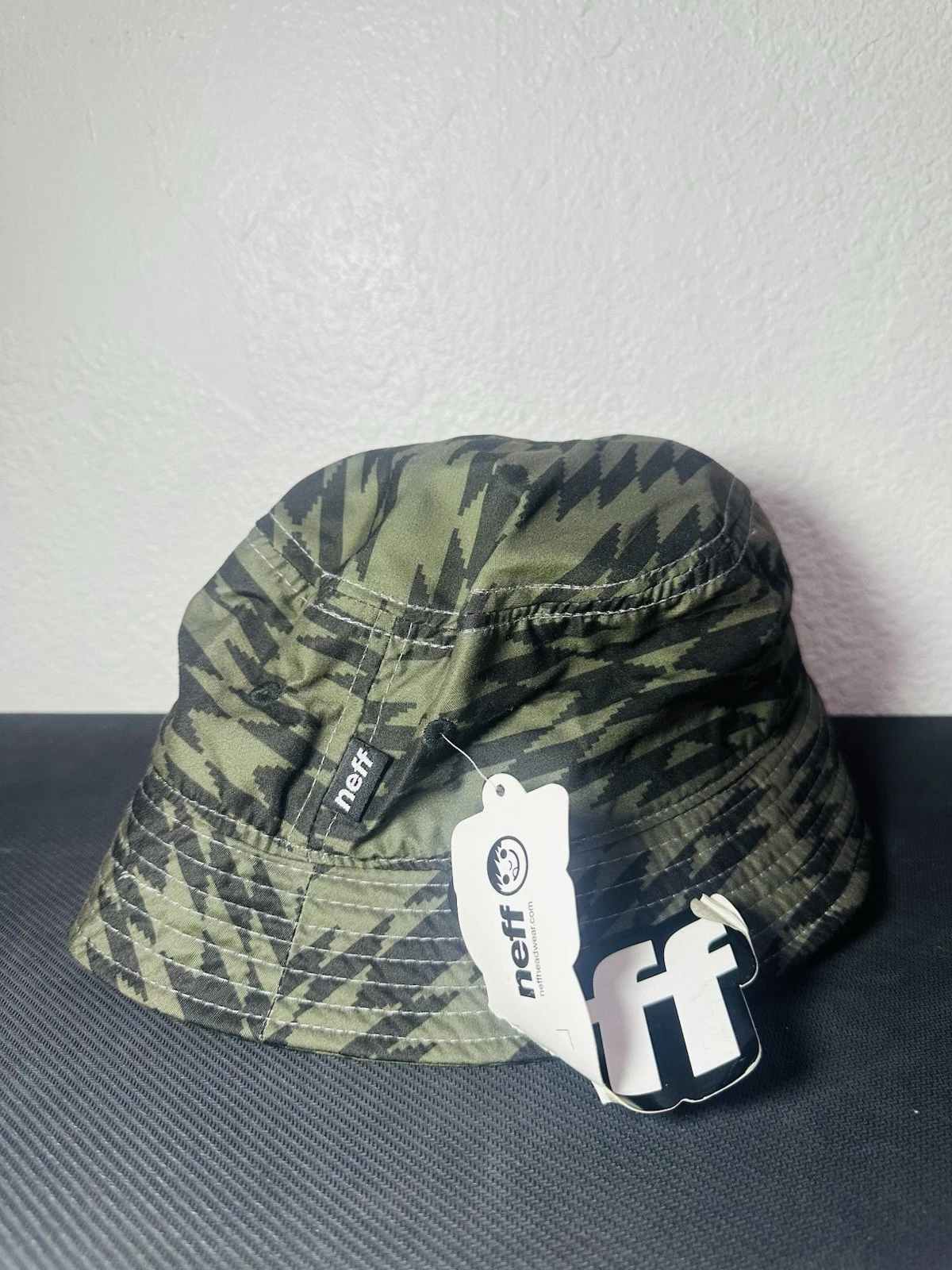 Mens Neff Bucket Hat One Size Green Camo Camouflage Fishing Hunting Outdoors 🔥