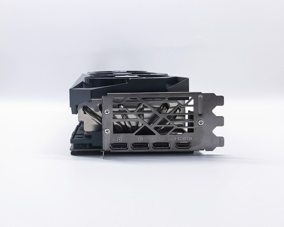 ARIです。 Curtis unveils new A/C Cab for Deere Z | OPE+