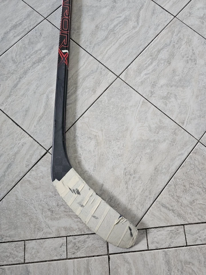 William Nylander 2017-18 photomatched game used stick - Image 4 of 4