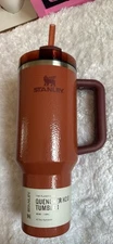 stanley 40 oz tumbler Hammertone Clay