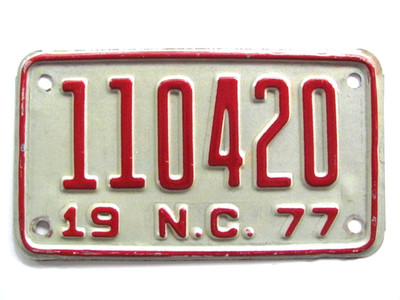 1977 NORTH CAROLINA NC LICENSE PLATE TAG ''MOTORCYCLE'', USED, NICE