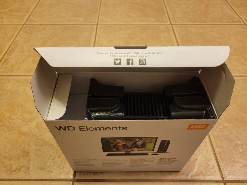 Western Digital Elements 6 TB Desktop HDD WDBWLG0060HBK-NESN - Image 4 of 4