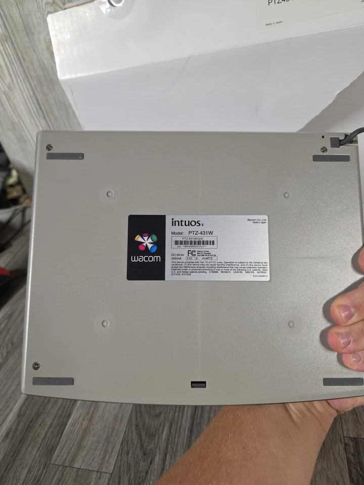 Wacom Intuos3 Professional 4x6 USB Graphics Tablet PTZ-431WJP TABLET ONLY - Image 4 of 4