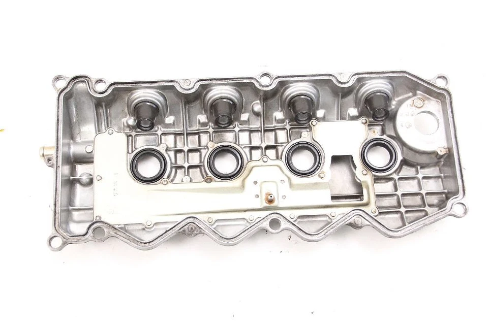 Tapa válvula Nissan X-TRAIL 1 T30 132648H800 2.2 84 KW 114 CV Diesel 02-2003 Foto 3 de 3