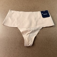 SPANX Women's Size Small Soft Nude Undie-tectable Slimming Thong Panty NWT