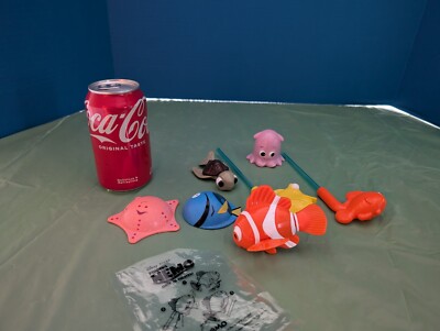 Kellogg's 2002 Finding Nemo Cereal Promo lot of 7 Near Complete set figures +