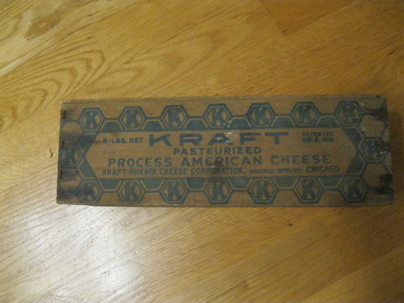 Kraft Vintage Wooded Pasteurized Process American Cheese Box Kraft