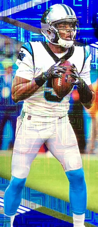 2020 Donruss Elite Teddy Bridgewater /10 BLUE REFRACTOR SSP No. 78 BRONCOS 📈📈 - Image 3 of 4