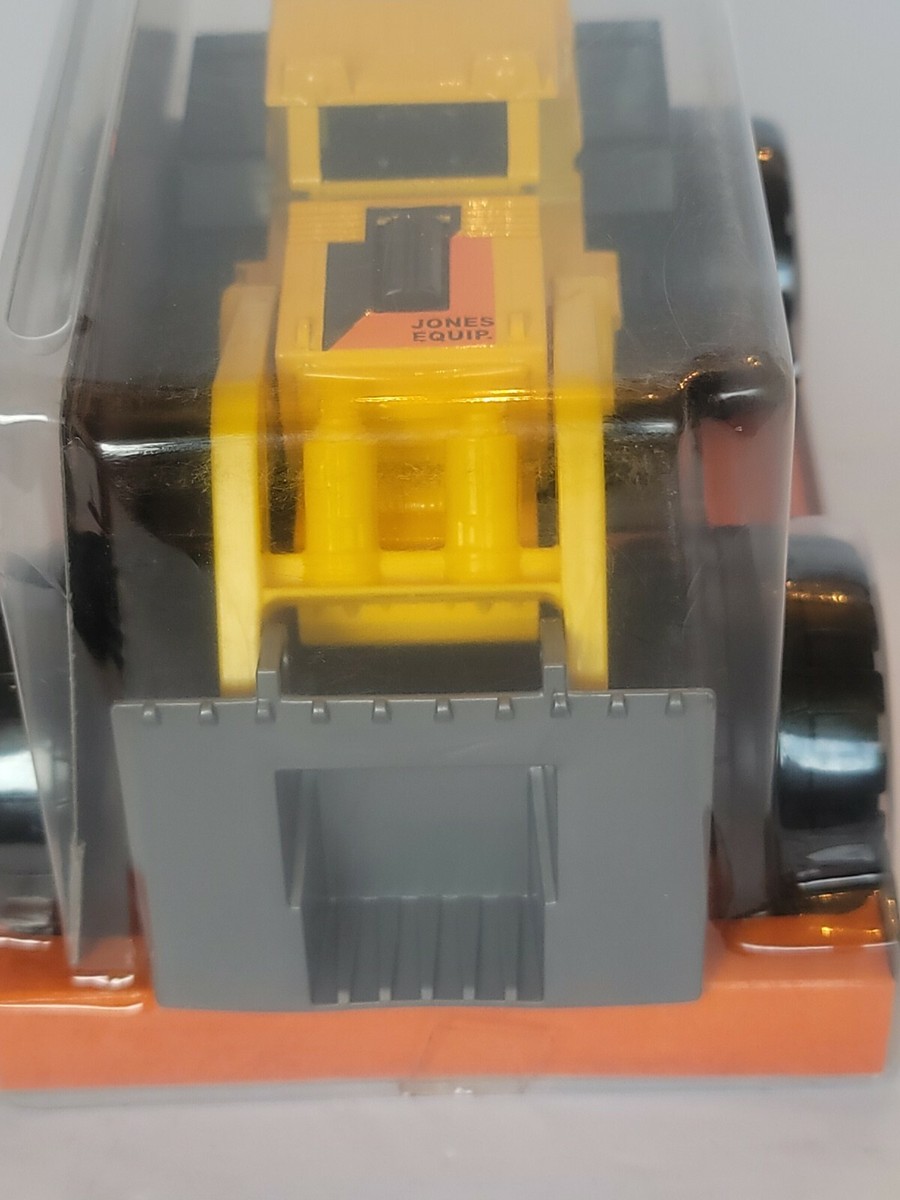 Matchbox Jones Equip Work Ready 1/24 Diecast 8 Matchbox Jones Equip Work Ready 1/24 Diecast 8