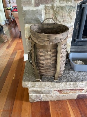 Antiq Adirondack Style  Trappers Backpack Basket,   18x12x14'' Decorator item