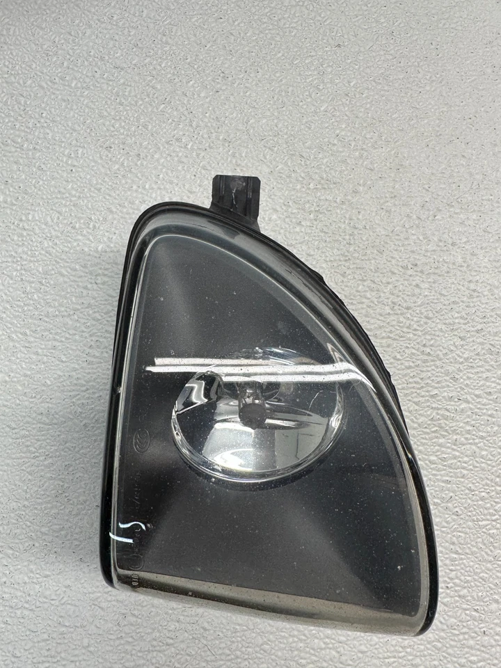 BMW 535I 2011 2013 faro antiniebla del lado derecho del pasajero 89211391 OEM 252209 Foto 3 de 4