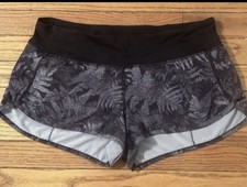 Lululemon Women’s Black Gray Leaf Design Lined Running Athletic Shorts Size 8