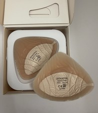 Amoena Breast Form 282A Balance Delta Size 3/...