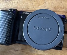 Sony NEX-5R 16.1 MP Mirrorless Digital Camera 