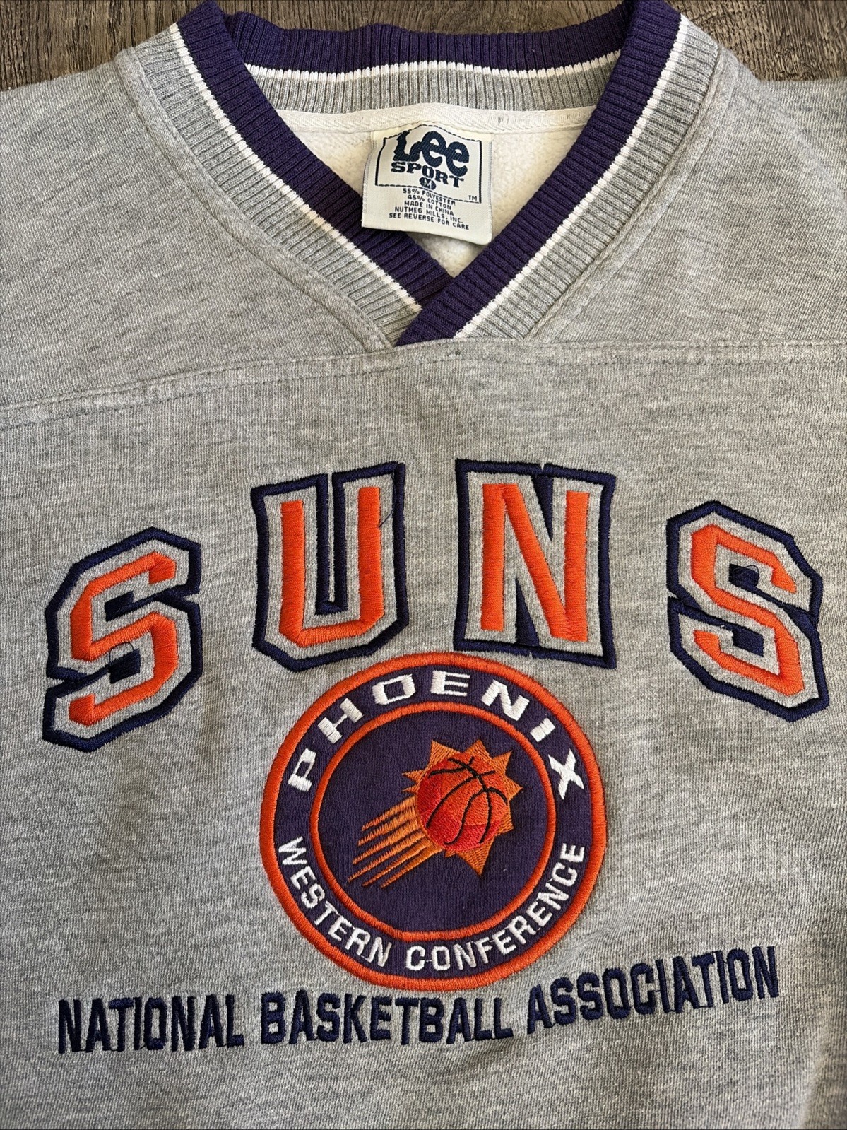 VINTAGE Lee Sport Phoenix Suns Grey Sweatshirt Men’s Size Medium thumbnail 2