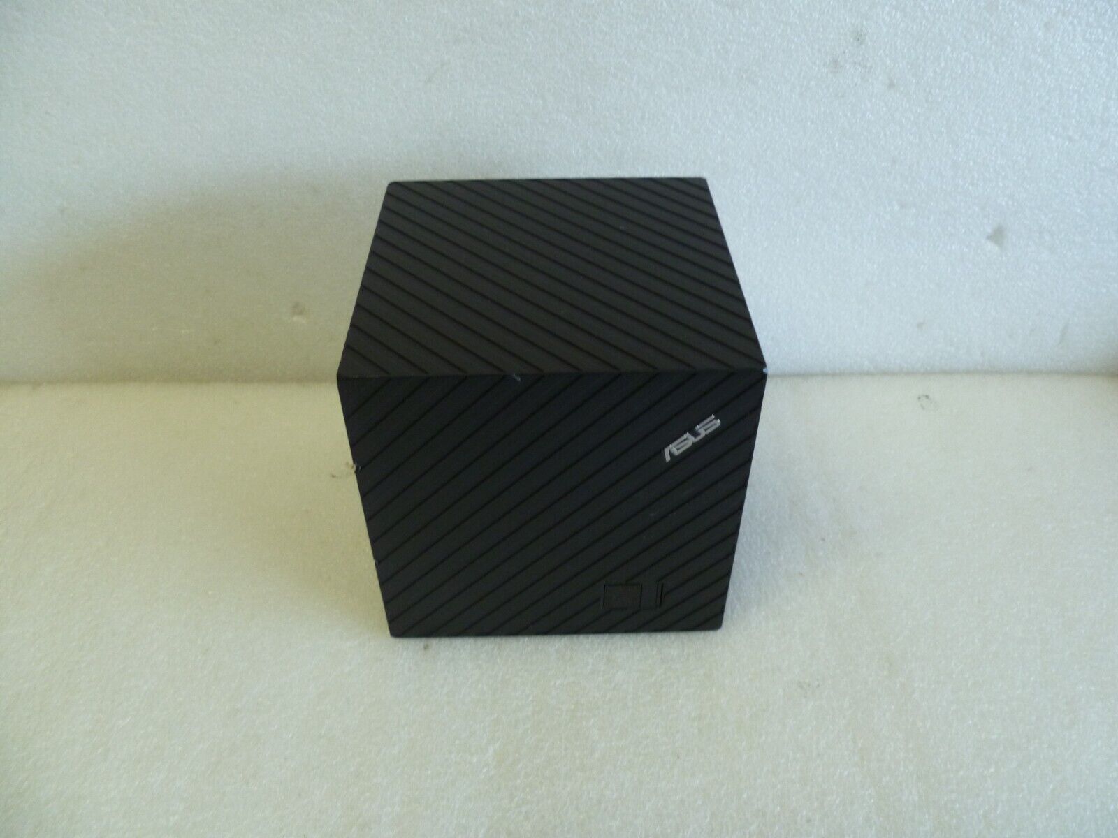ASUS CUBE WITH GOOGLE TV MEDIA STREAMER