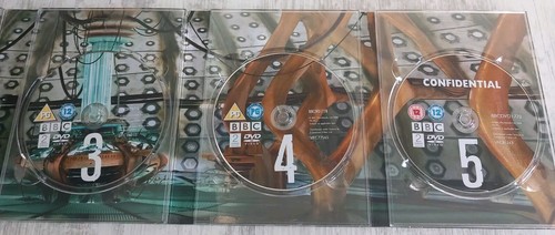 Doctor Who: The Complete First Series - 2005 UK 5-disc DVD Box Set w/ Sleeve - Picture 13 of 18