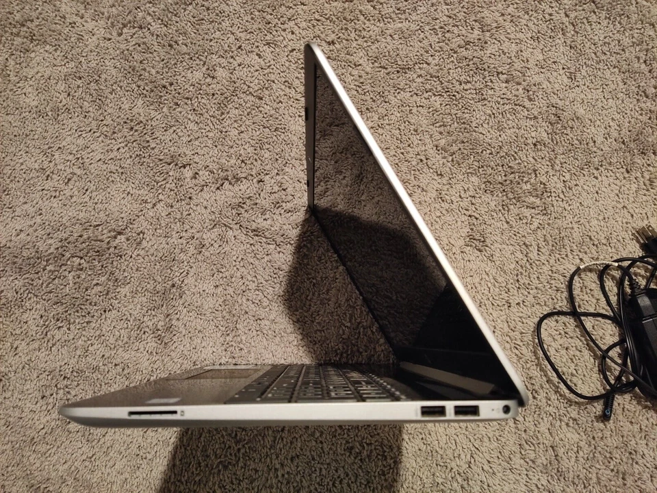 HP 15-dw0037wm 15.6" i3 8th Gen 8GB RAM 1TB HDD Windows 11 Laptop (+ bonus) - Image 4 of 4