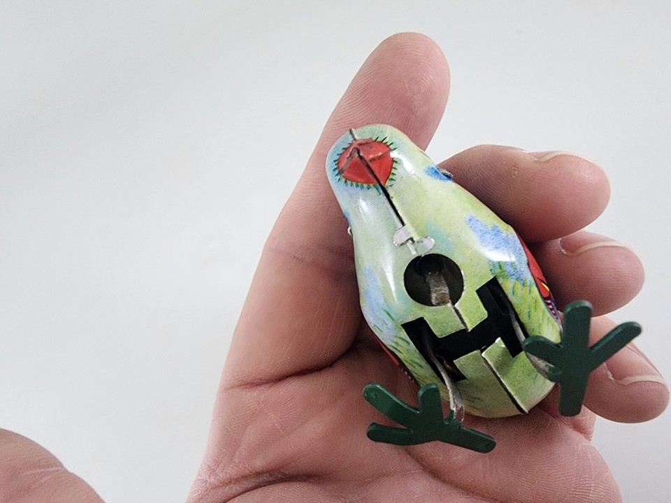 Vintage Blue Bird Tin Metal Litho Wind Up Toy Made In China MS 028