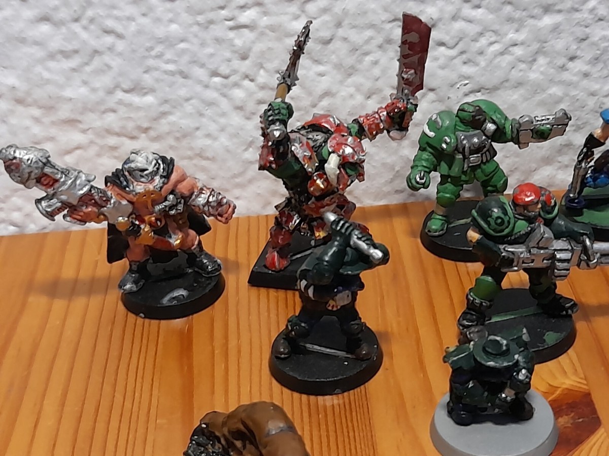 Lot Warhammer 40k : 20 Figurines En Plomb + Décors – Occasion Pour Collection