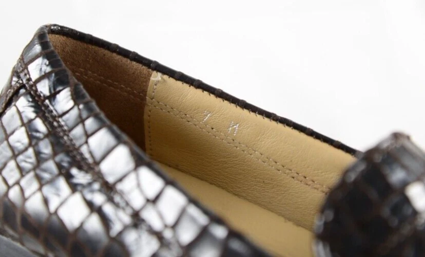 Mocasines italianos de cuero negro Vaneli para mujer talla 6,5 Foto 2 de 4