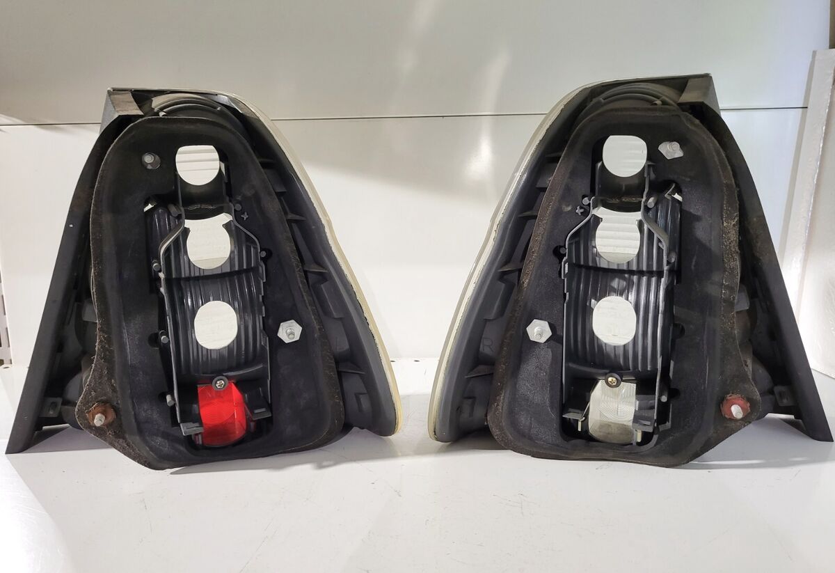 BMW E46 Compact Tail Light Retrofit Set Clear Glass Original BMW E46 Compact Tail Light Retrofit Set Clear Glass Original