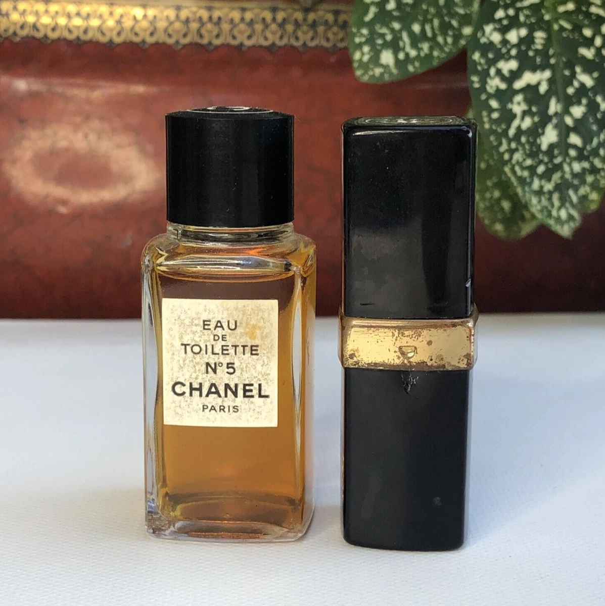 Vintage Chanel perfume bottle.  Flacons de parfum, Parfums, Parfum