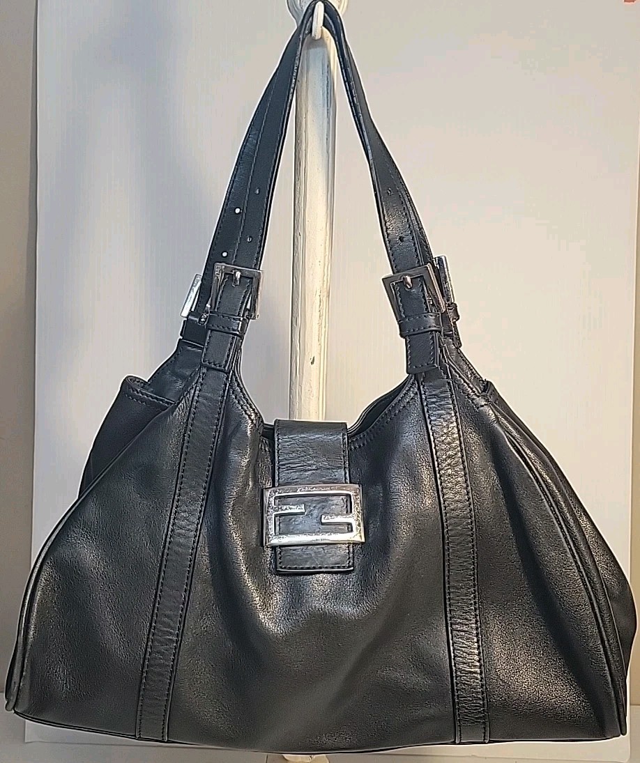 Fendi Mamma Baguette Black Leather Luxury Shoulder Bag