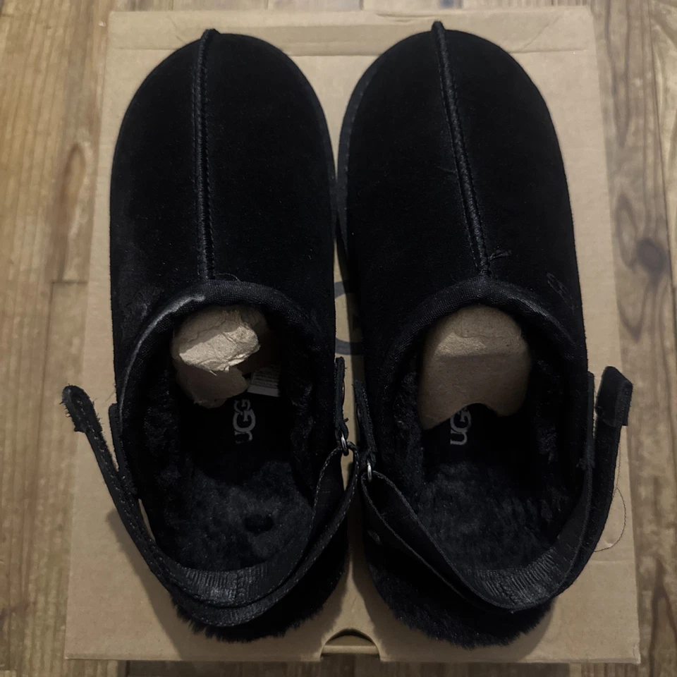 ugg - Photo 1/4