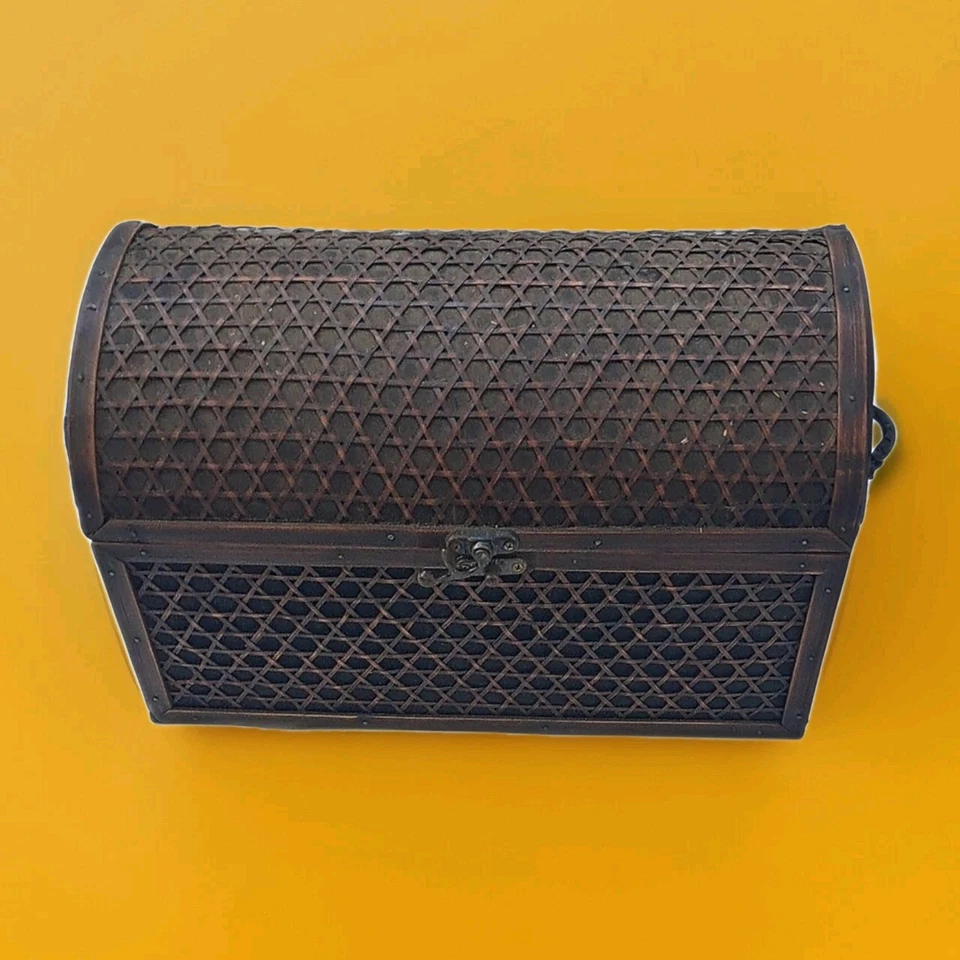 Set of 3 Vintage Wooden Treasure Chests Nesting Storage Boxes Decorative Lattice - Image 3 of 3