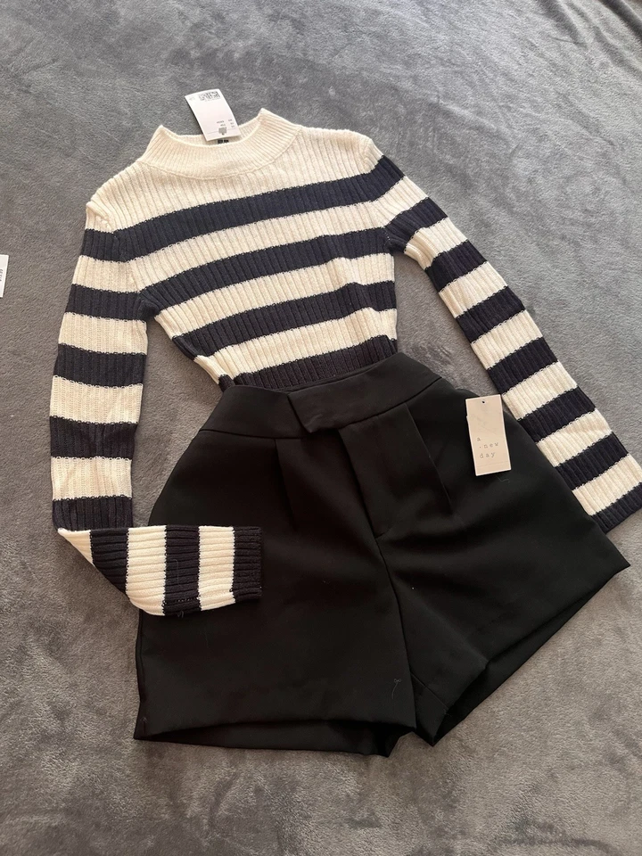 Pantalones Cortos A New Day Para Mujer 2 Blancos Plisados Crepé Elegantes Elastizados Tiro Alto Cremallera Foto 3 de 4