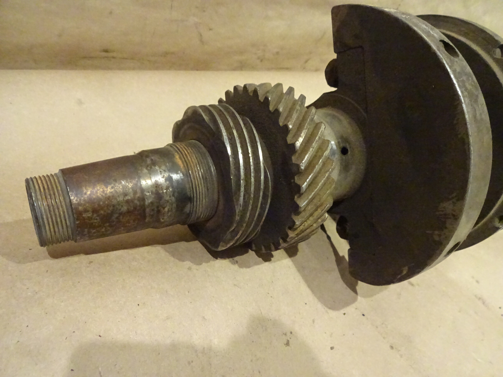Rolls Royce Silver Shadow 1970-1979 Crankshaft P/N UE36705