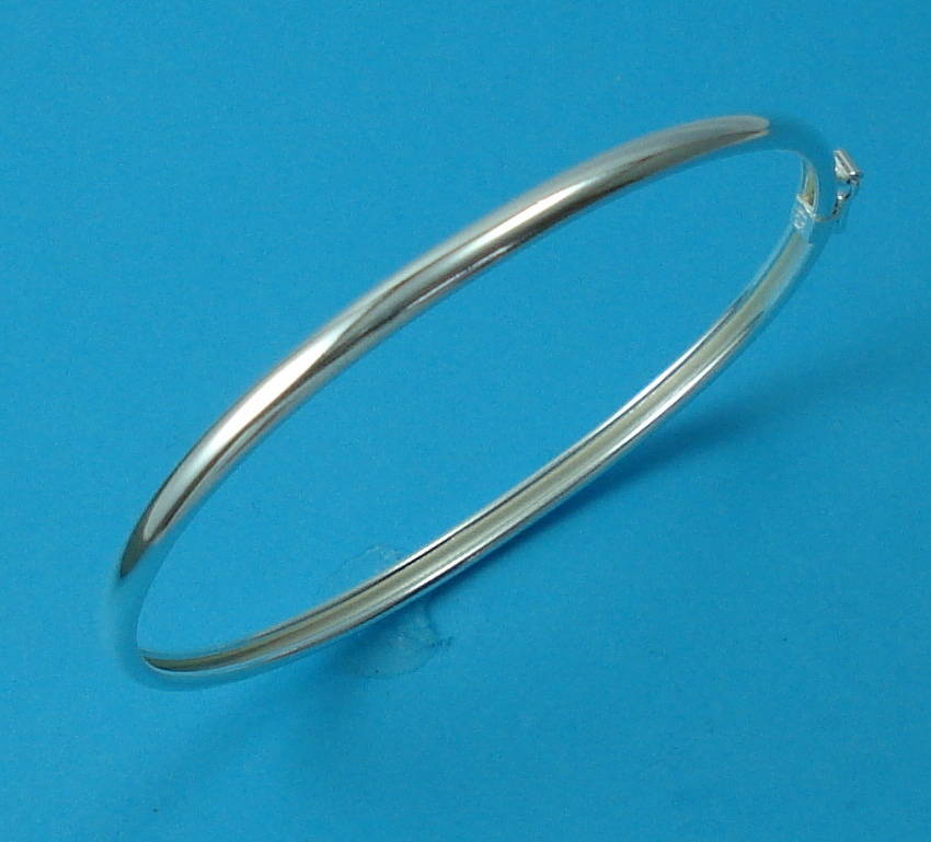 Solid 925 Sterling Silver Bangle Bracelet Oval DShape 60mm x 50mm