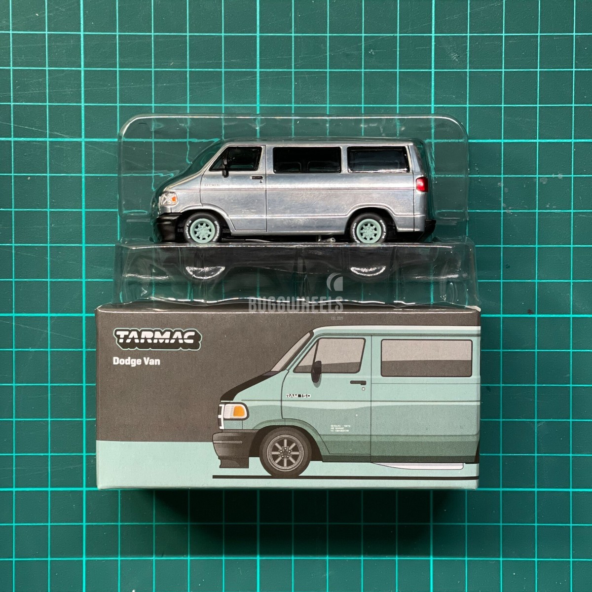 TARMAC 1/64 ダッジ Van