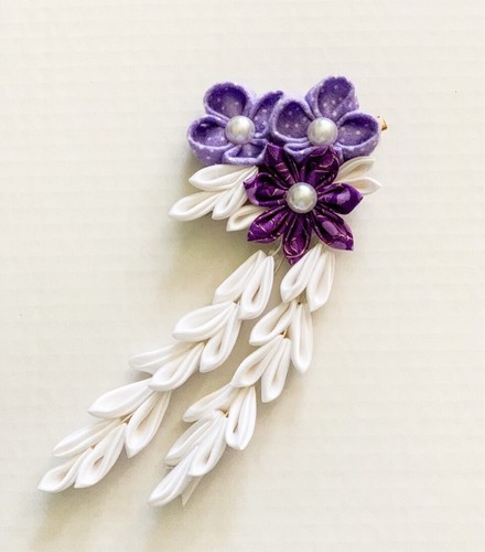 Clip para el cabello con flor japonesa Kanzashi clip de cocodrilo color púrpura - Imagen 3 de 6