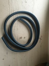 GENUINE FORD MONDEO MK4 ESTATE PASSENGER SIDE FRONT DOOR RUBBER SEAL 