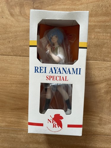 Figura Colección Evangelion Génesis Neon De Colección Rei Ayanami ESPECIAL Figura