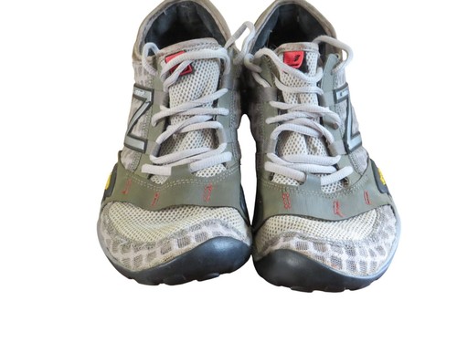 Scarpe da trail running New Balance Minimus suola Vibram taglia 9 usate negli Stati Uniti MN#WT10GG