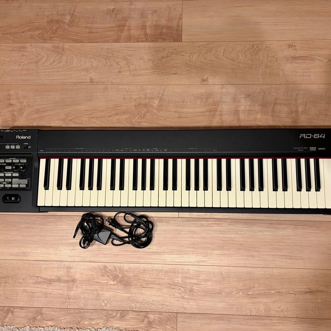 Roland RD-64 Fully Weighted 64key Digital Stage Piano SuperNATURAL