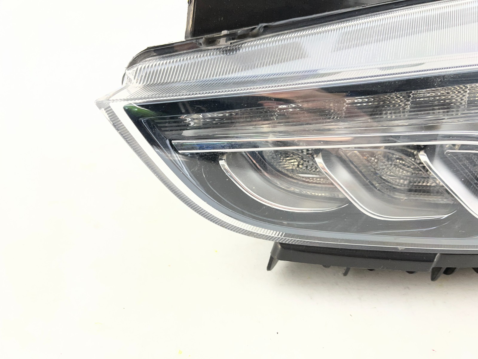 Maserati Ghibli 2018-2024 Left Headlight