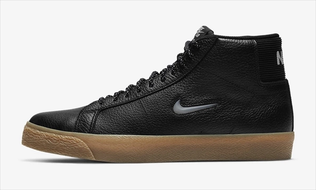 Nike blazer deals black gum