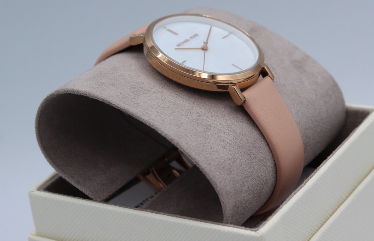 MICHAEL KORS | *NEVER WORN* Michael Kors Jayne Watch - Black Leather & Rose Gold Michael Kors Jessa Womens Rose Gold Watch, Black Dial  main image 2