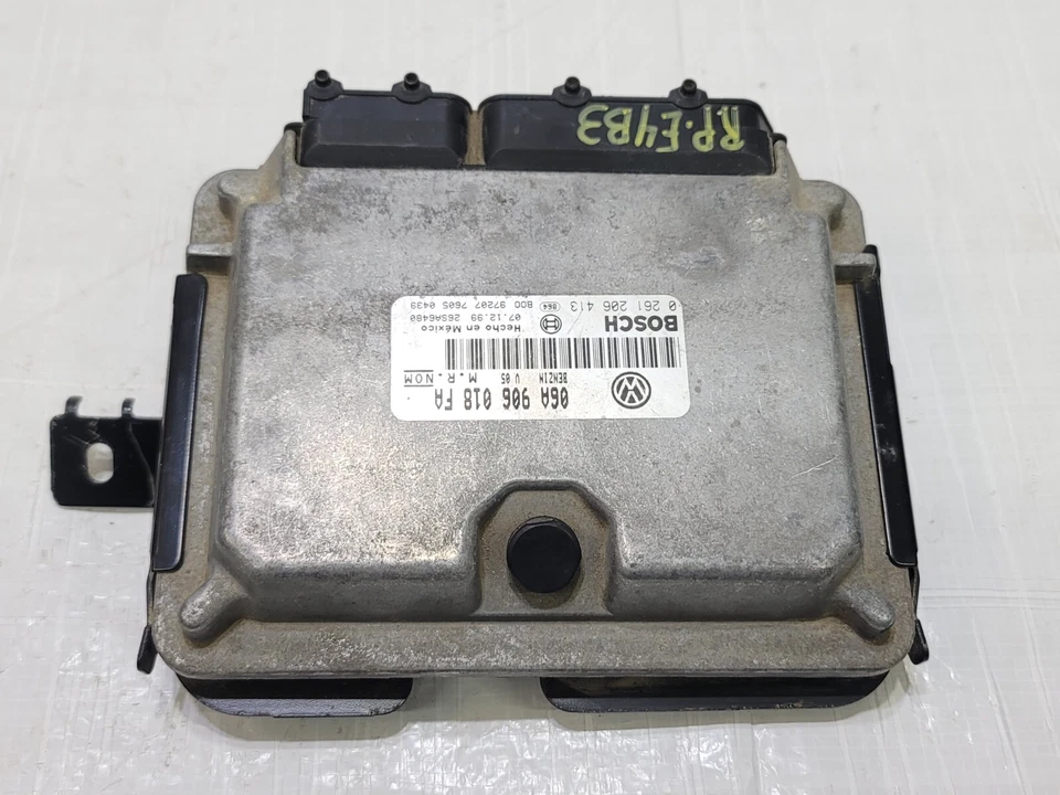 Módulo de controle de motor Volkswagen Golf 2000-2001 ECM OEM 06A-906-018-FA - Imagem 3 de 4