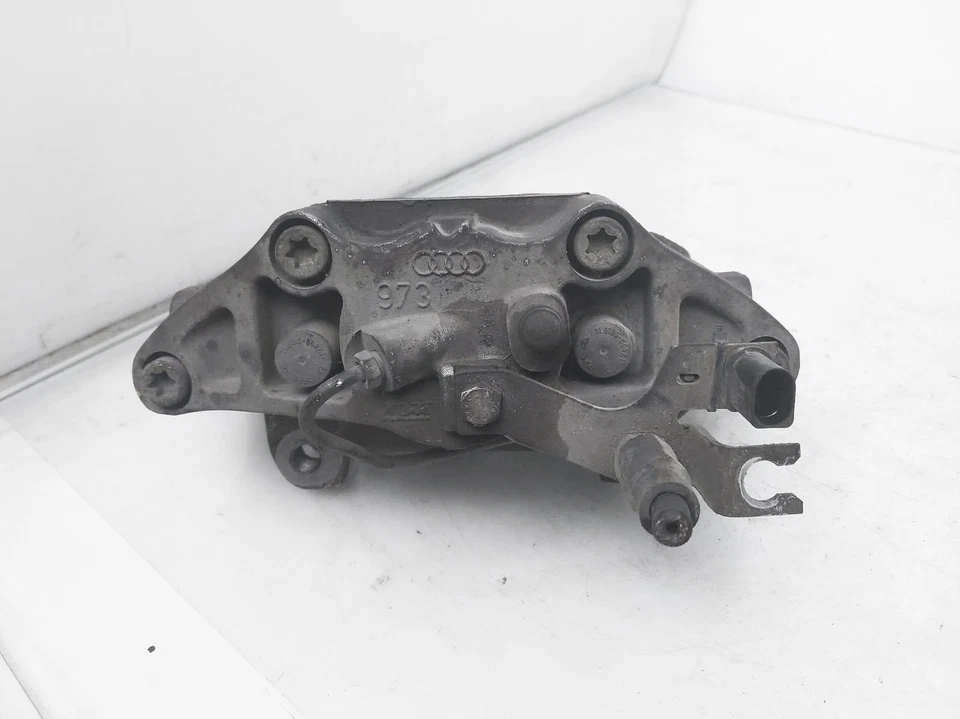 2005 2006 2007 2008 2009 Audi A4 Front Left Driver Brake Caliper 4F0615123a - Image 4 of 4