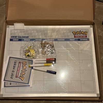 Promo Pokemon 2018 Dry Erase Board W/ Magnetic Pikachu's & Eevee's